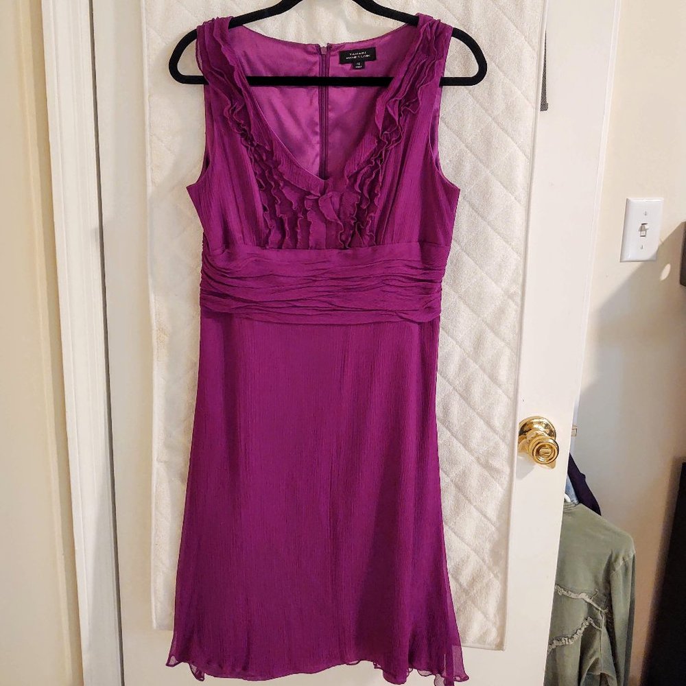 Tahari Arthur S. Levine Sleeveless Dress, Size 10
